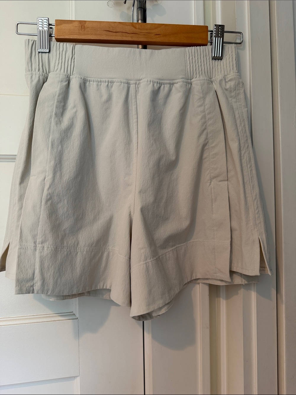 lululemon athletica Light Cream High-Rise Pull-On Shorts